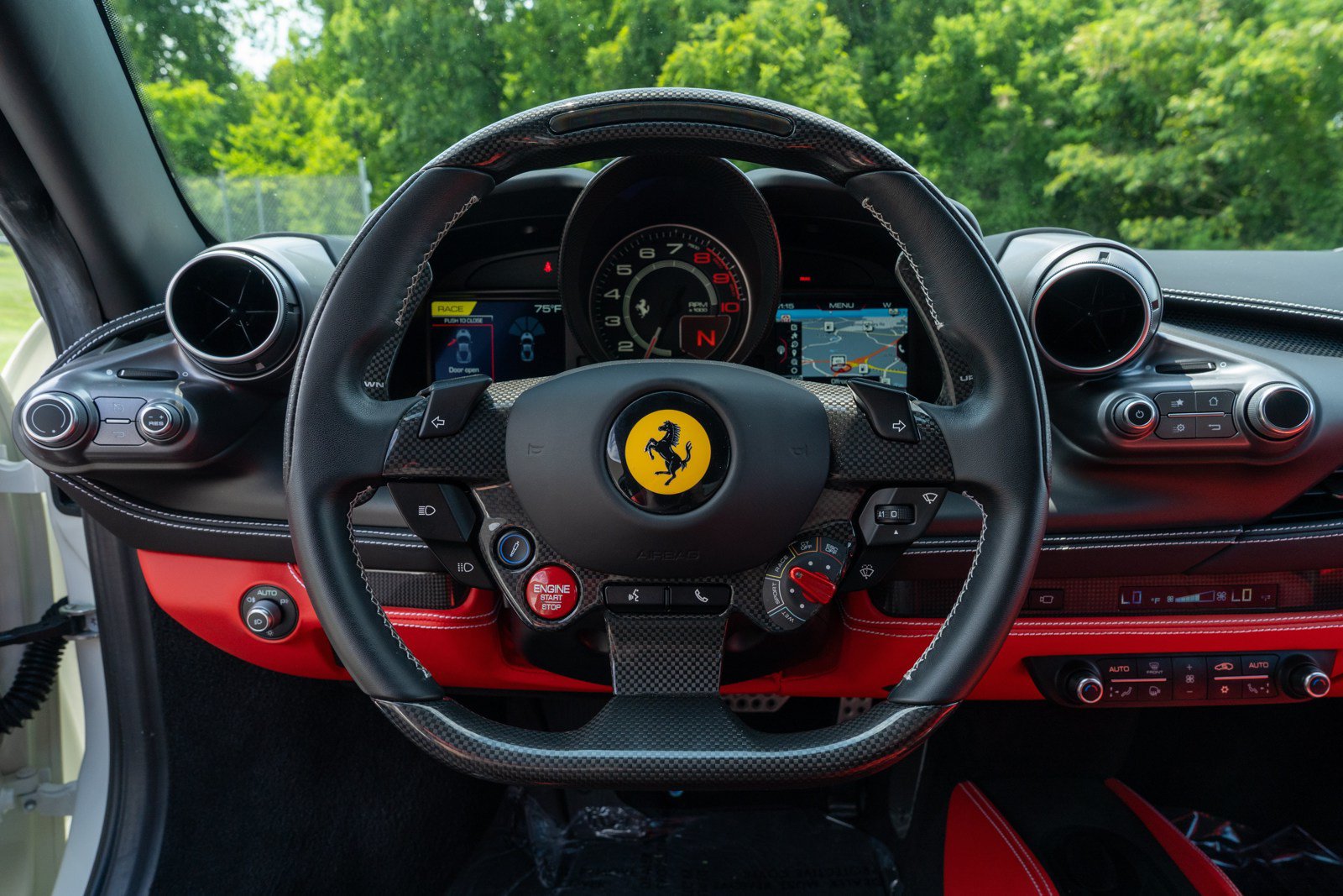 Used 2022 Ferrari F8 Tributo RWD image 31
