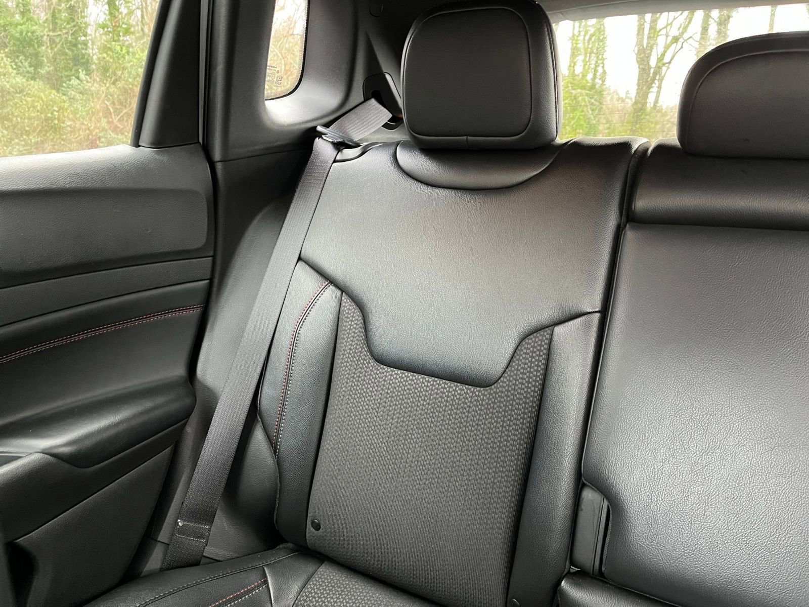 Used 2025 Jeep Compass Trailhawk image 37