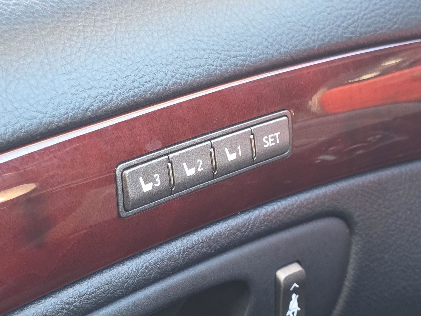 Used 2008 Lexus LS 460 RWD image 11