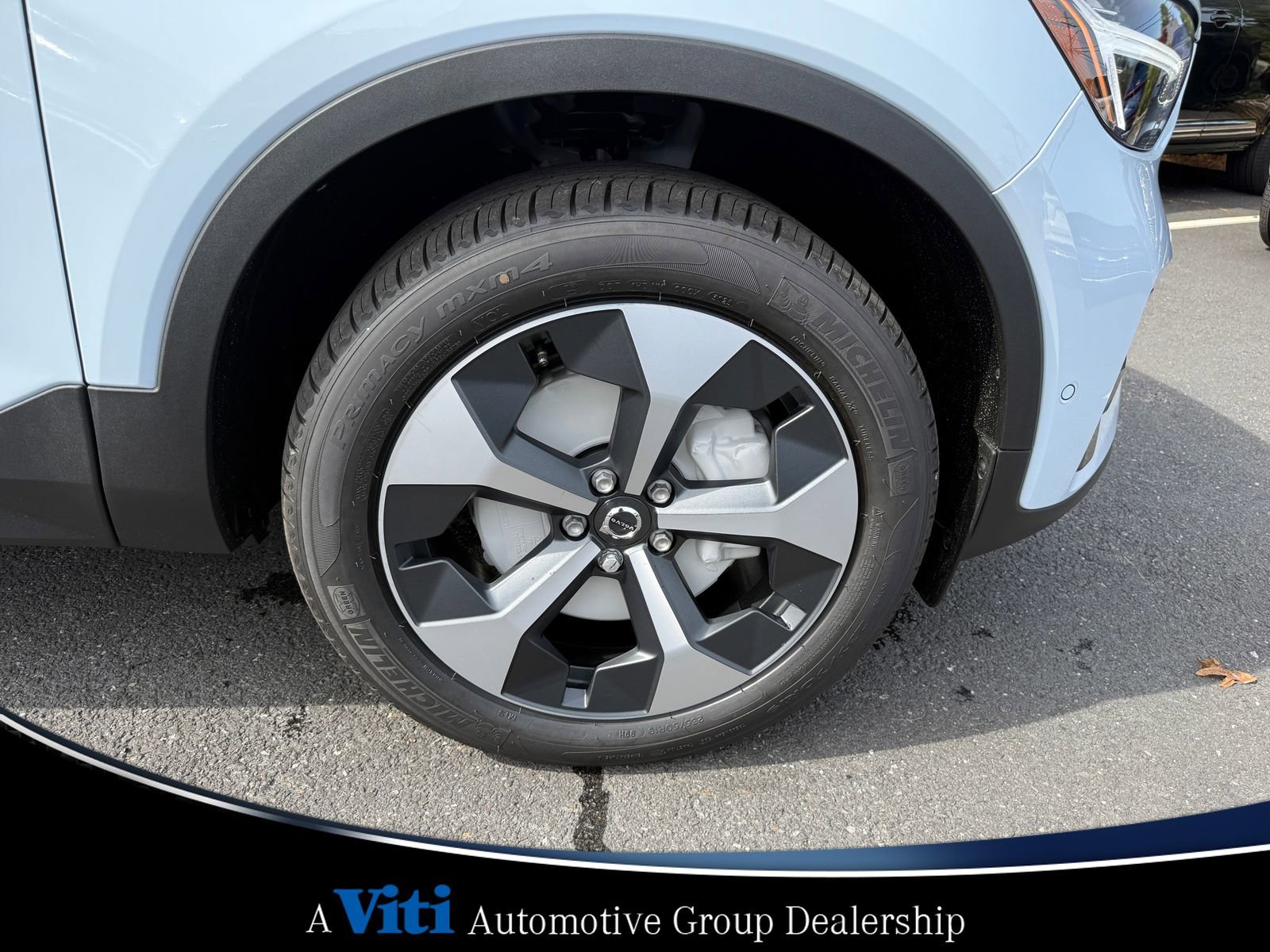 Used 2026 Volvo XC40 B5 Plus w/ Protection Package Premier image 10