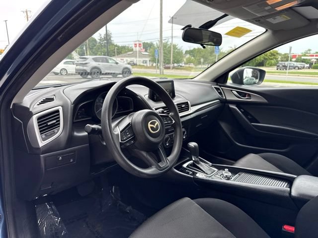 Used 2017 MAZDA MAZDA3 Sport FWD image 9