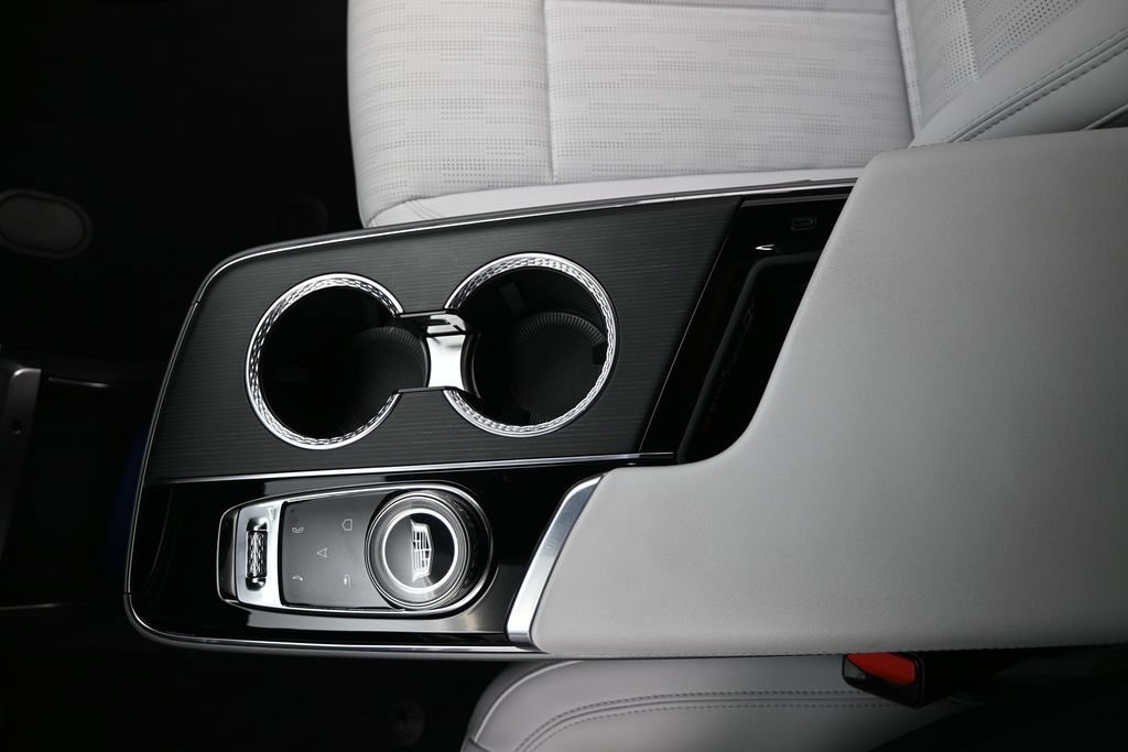 Certified 2024 Cadillac Lyriq Luxury AWD/4WD image 19