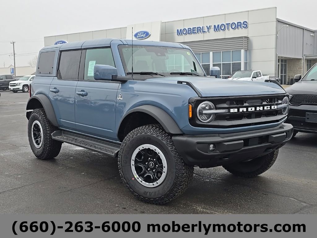 New 2025 Ford Bronco Outer Banks w/ Sasquatch Package image 1