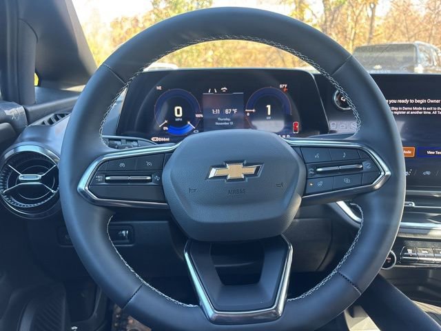 New 2026 Chevrolet Equinox EV LT w/ Comfort Package AWD/4WD image 12