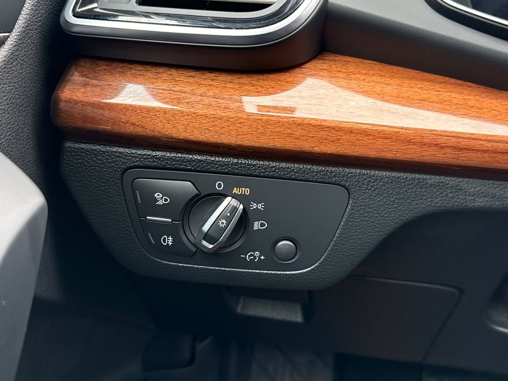 Used 2022 Audi Q5 2.0T Premium Plus w/ Premium Plus Package image 25