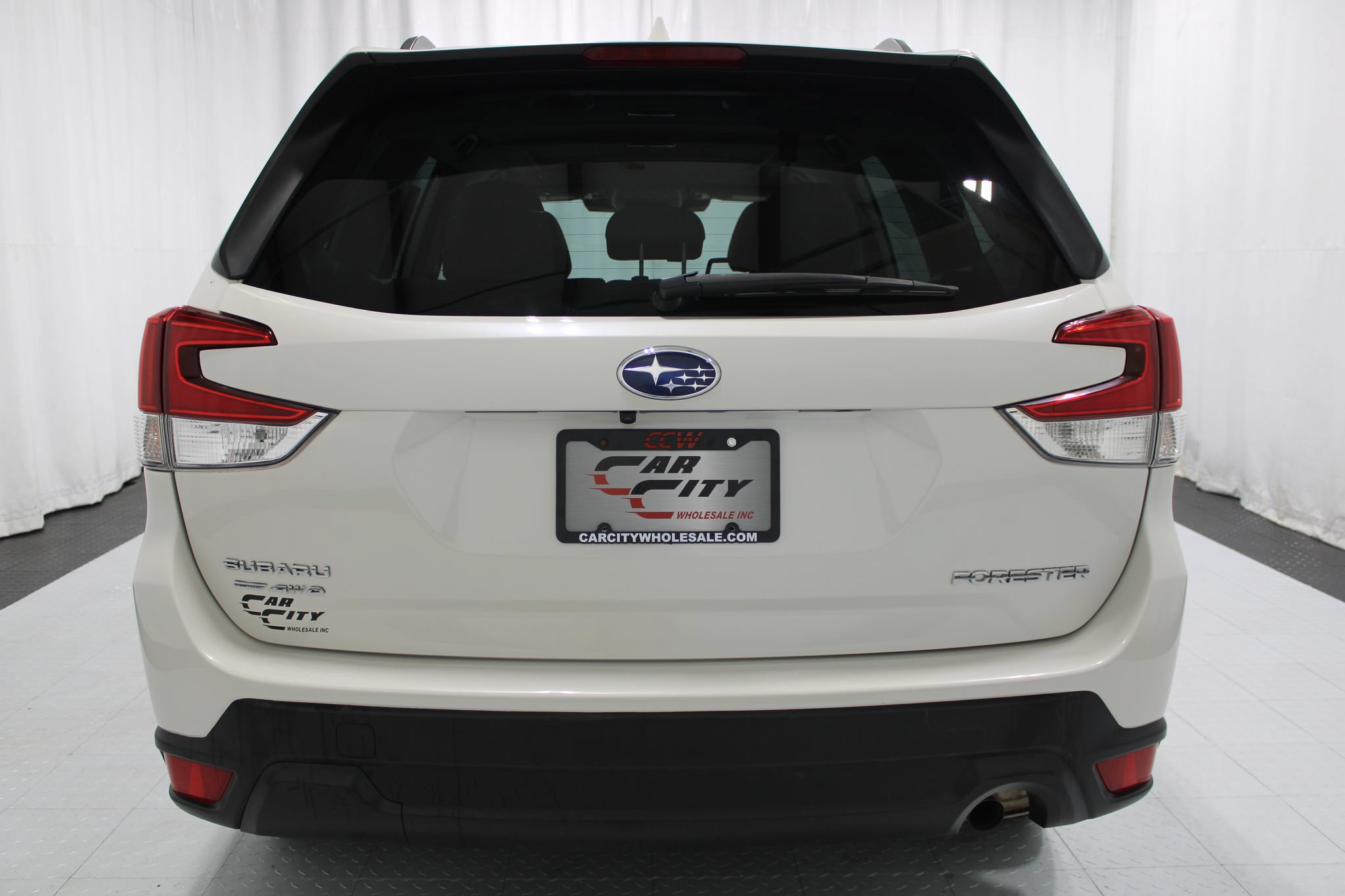 Used 2023 Subaru Forester Premium AWD/4WD image 9
