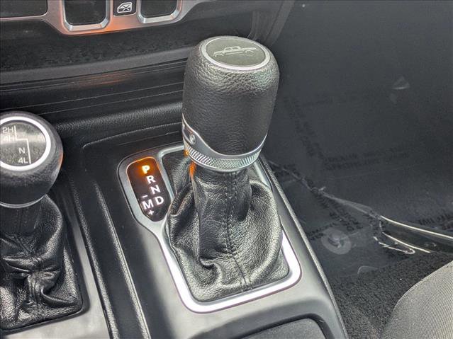 Used 2022 Jeep Gladiator Sport AWD/4WD image 12