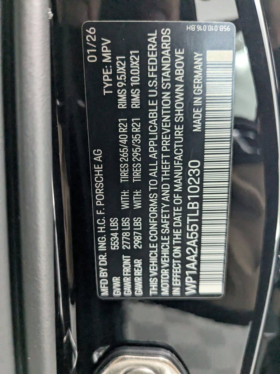 New 2026 Porsche Macan image 27