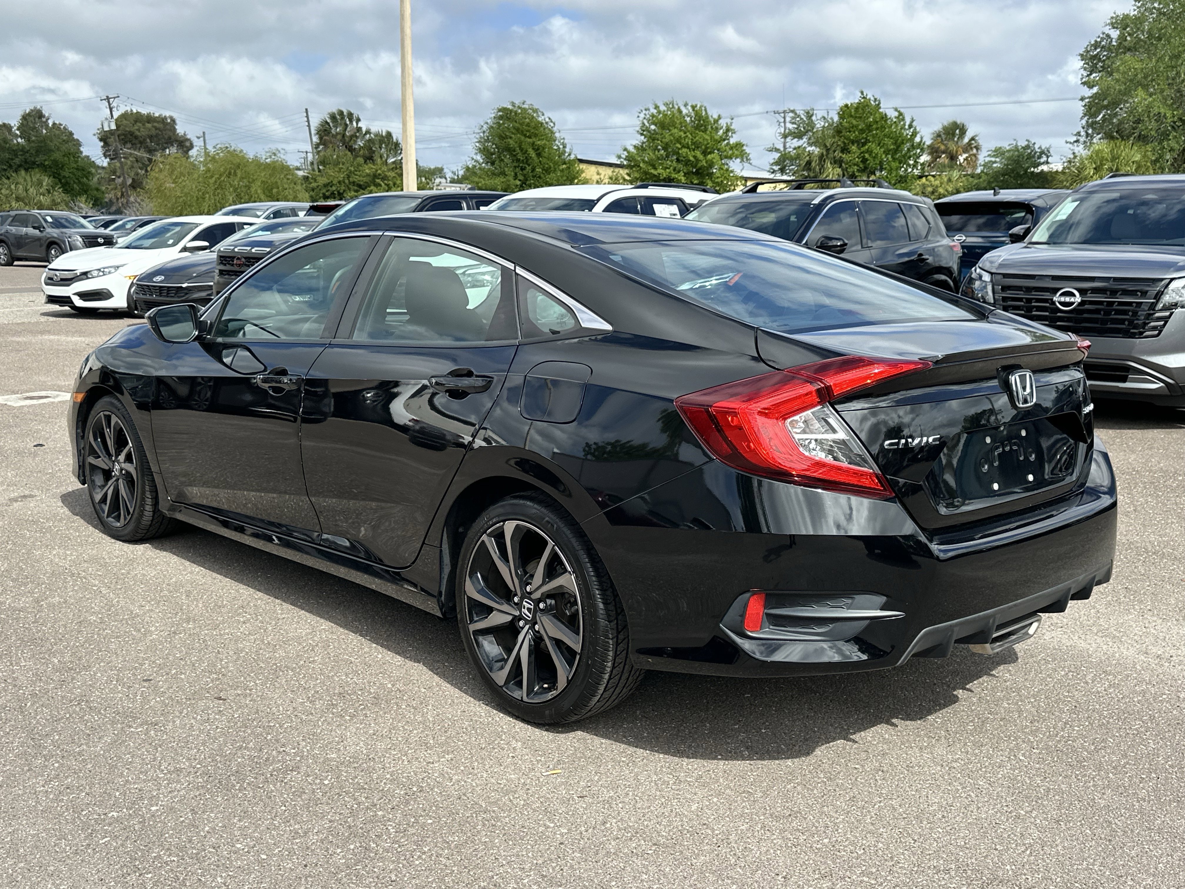 Used 2019 Honda Civic Sport image 4