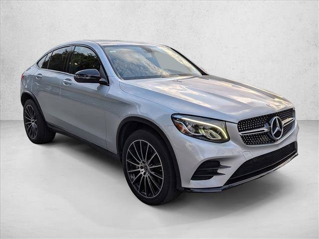 Used 2017 Mercedes-Benz GLC 300 4MATIC Coupe image 3