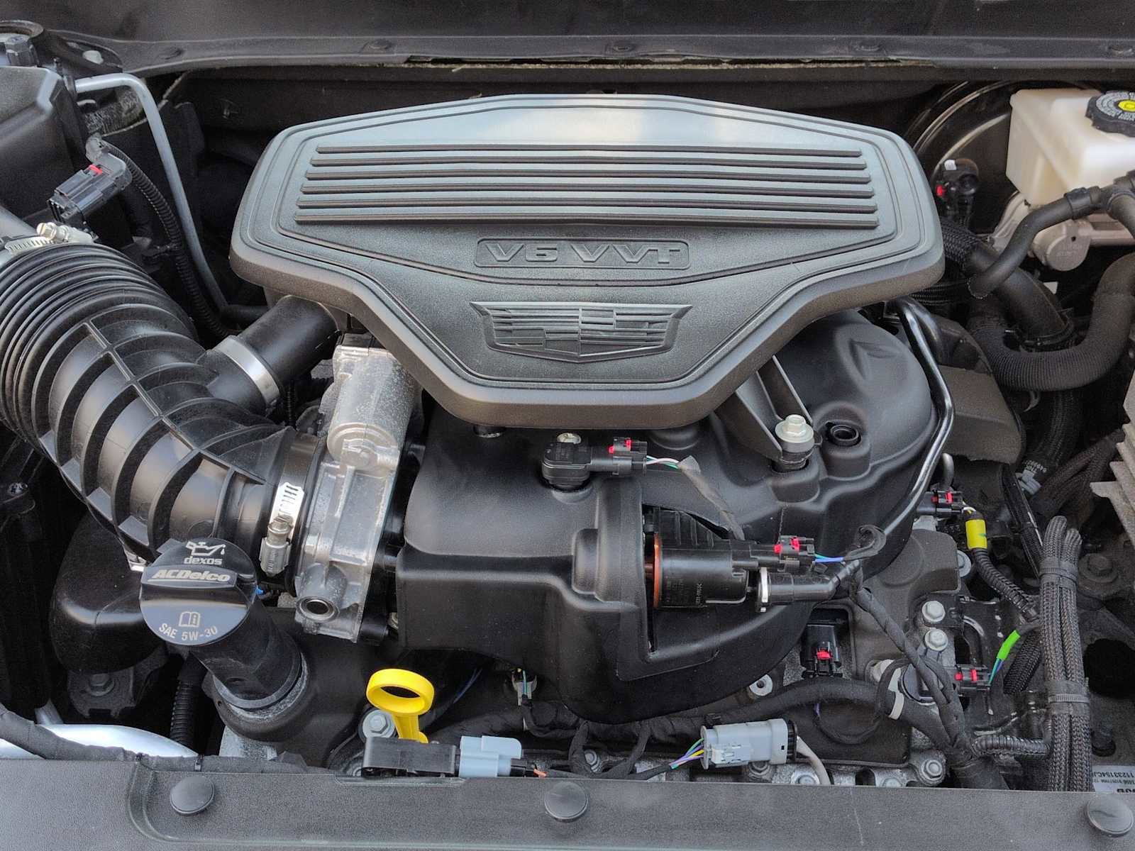 Used 2024 Cadillac XT6 Sport w/ Technology Package AWD/4WD image 15