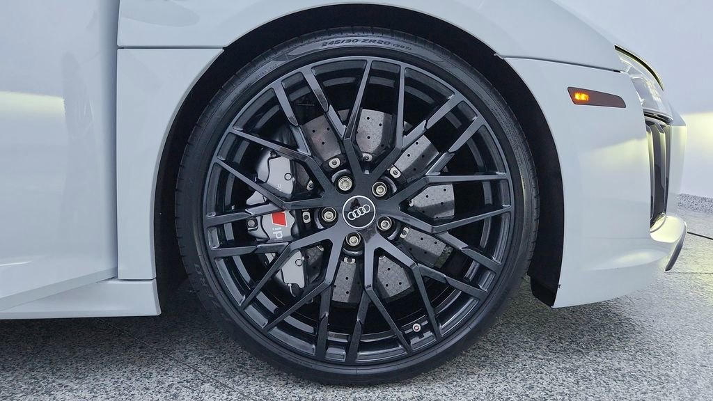 Used 2018 Audi R8 V10 plus image 14