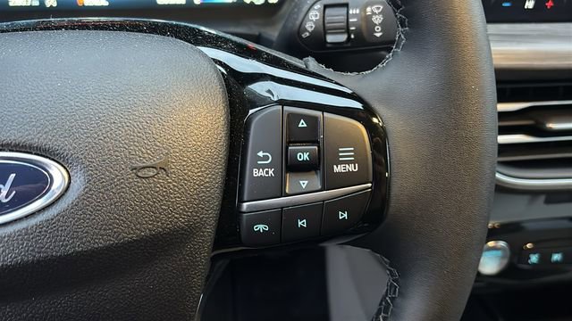 Used 2023 Ford Escape Platinum image 15