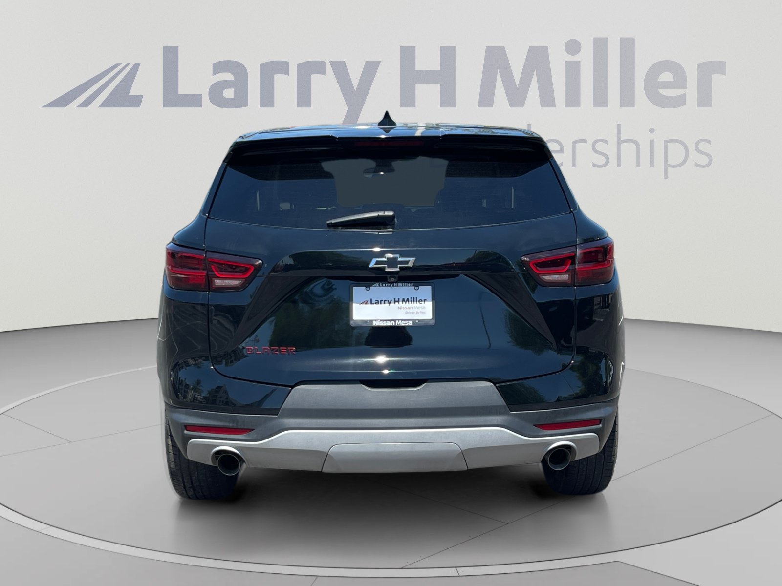 Used 2024 Chevrolet Blazer LT w/ Redline Edition FWD image 4