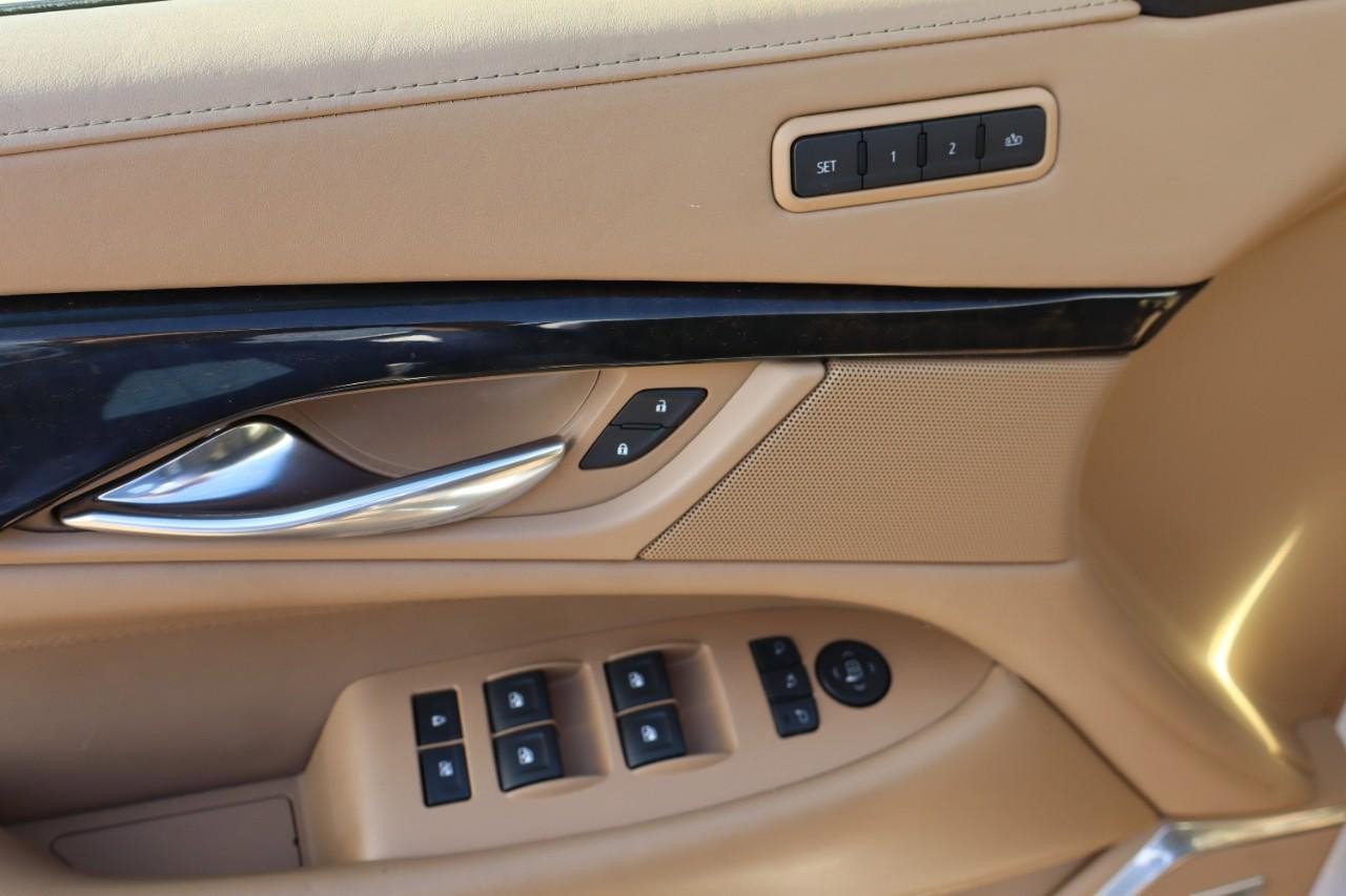 Used 2019 Cadillac Escalade ESV Platinum image 11