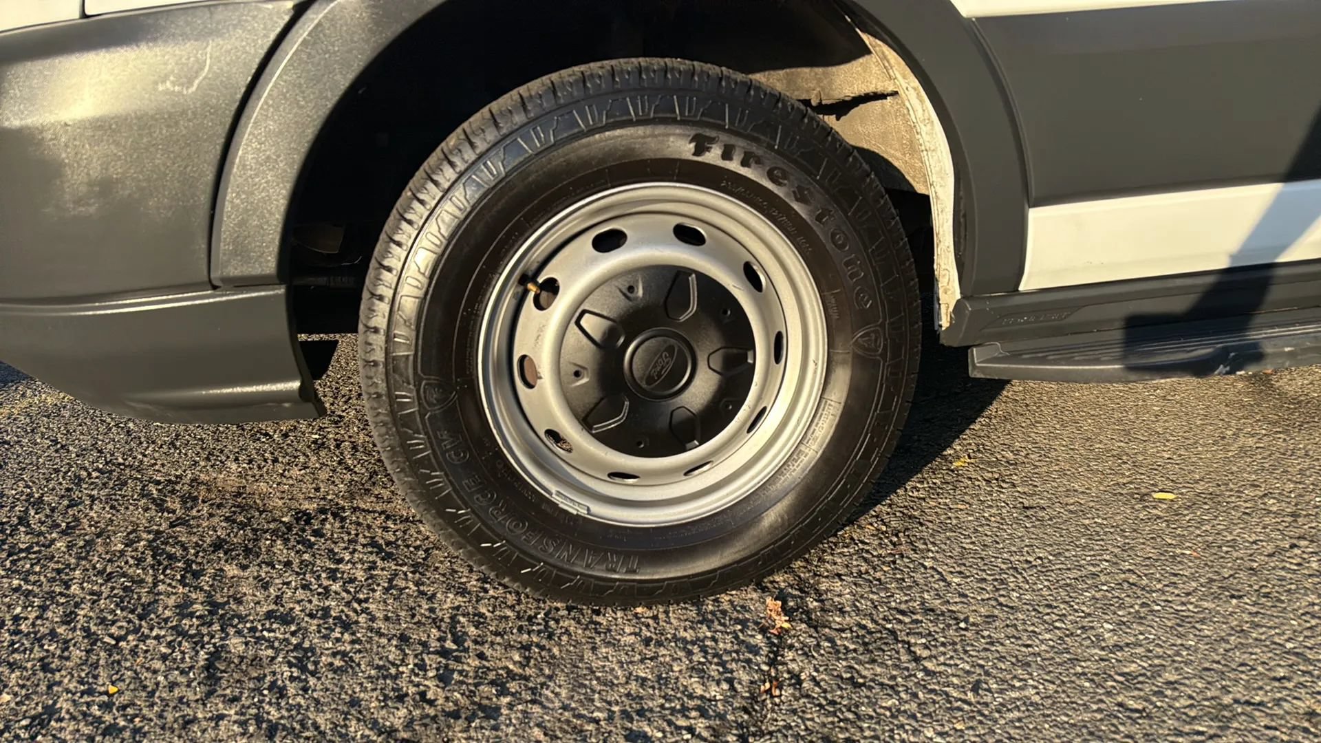 Used 2018 Ford Transit 350 XL RWD image 9