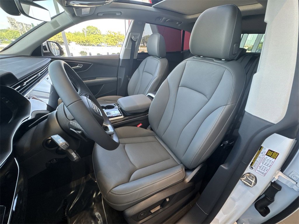 New 2025 Audi Q8 Premium Plus image 11