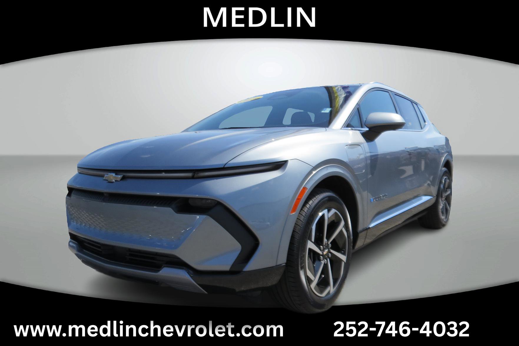 Used 2025 Chevrolet Equinox EV LT w/ Convenience Package FWD image 4