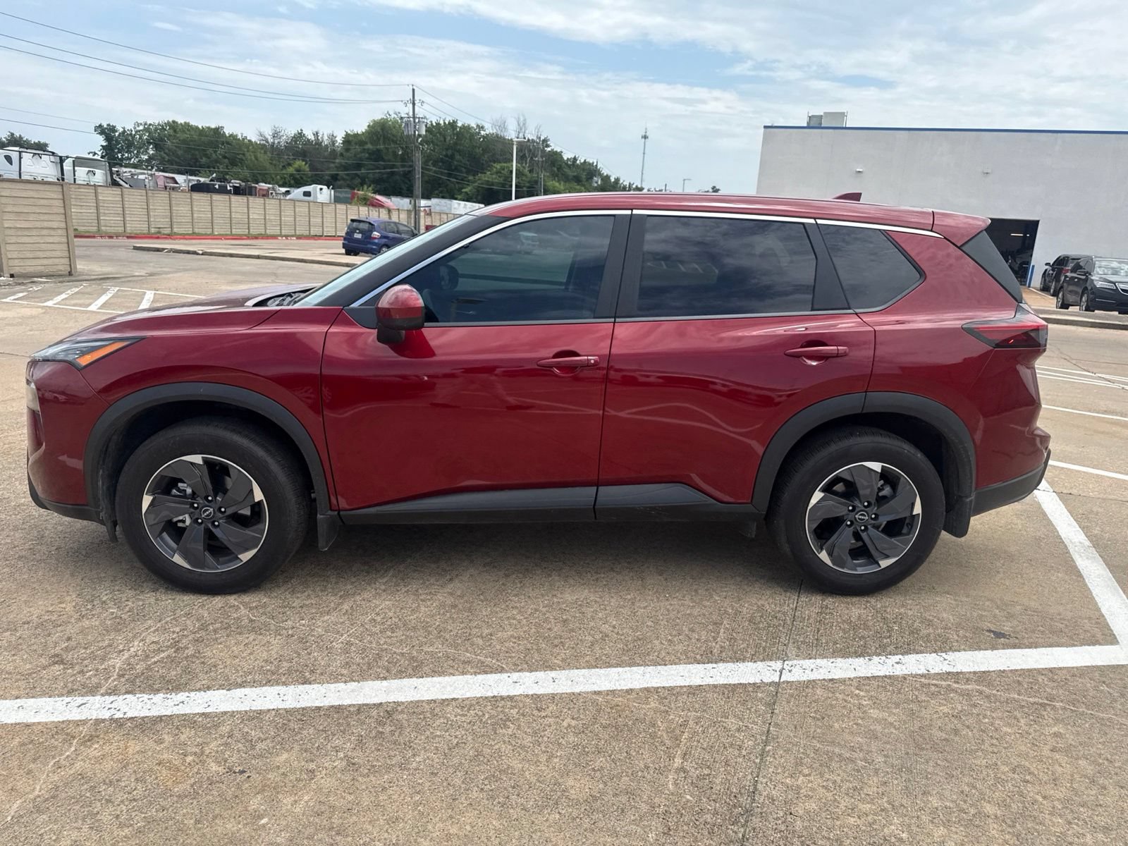Used 2026 Nissan Rogue SV w/ Cold Weather Package FWD image 4