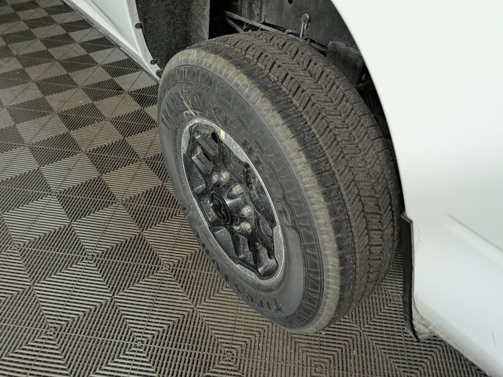 New 2026 RAM 3500 Laramie AWD/4WD image 12