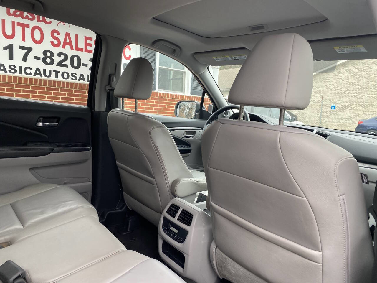 Used 2016 Honda Pilot EX-L image 19