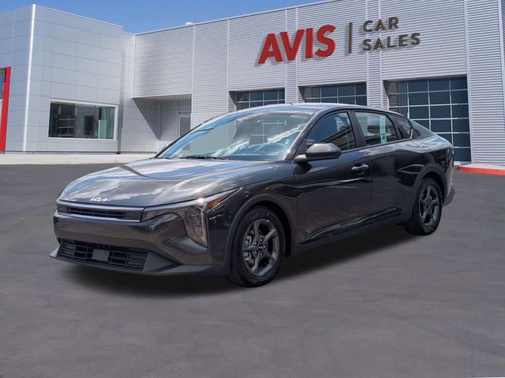 Used 2025 Kia K4 FWD image 1