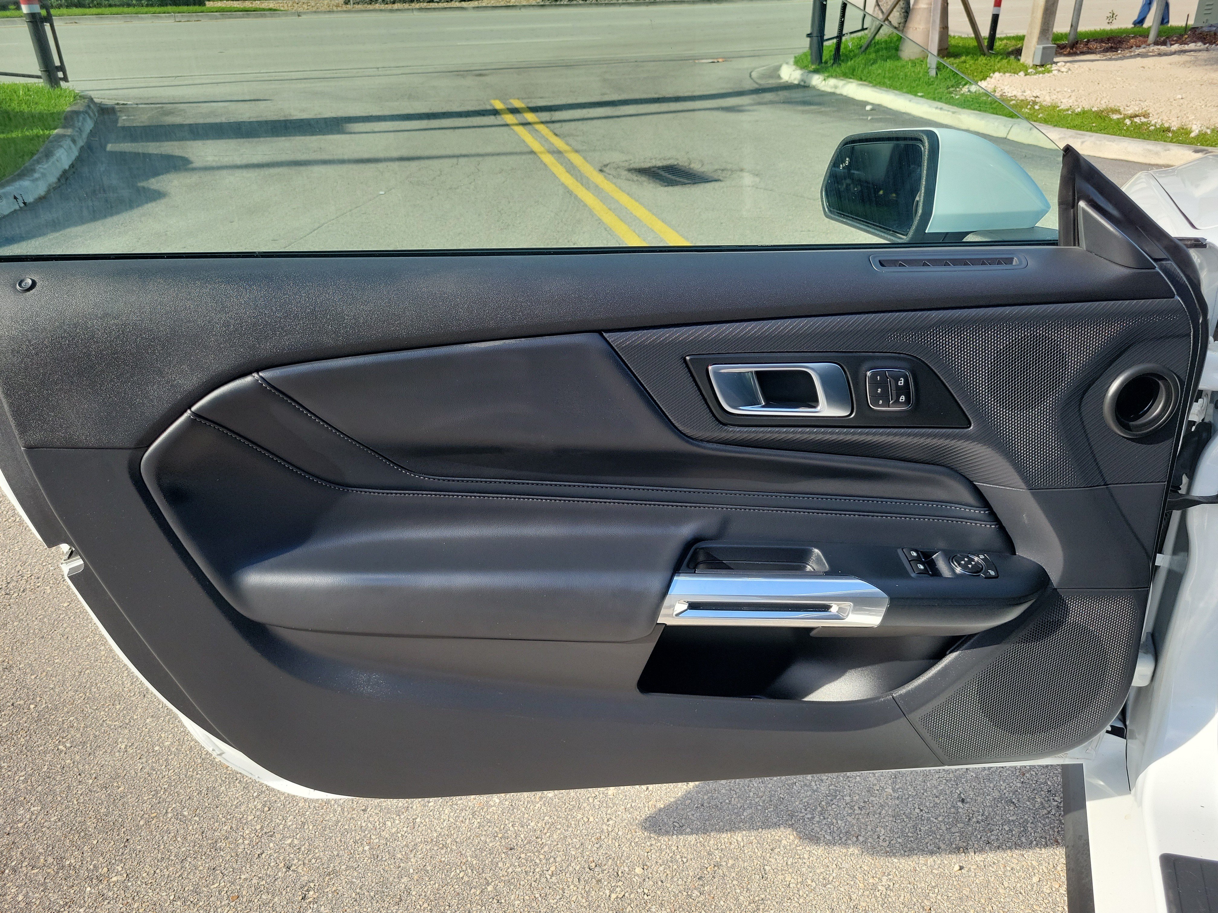 Used 2024 Ford Mustang Premium RWD image 23