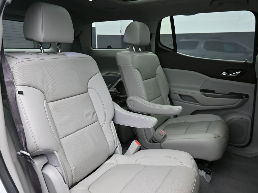 Used 2021 GMC Acadia SLT w/ Premium Package image 26