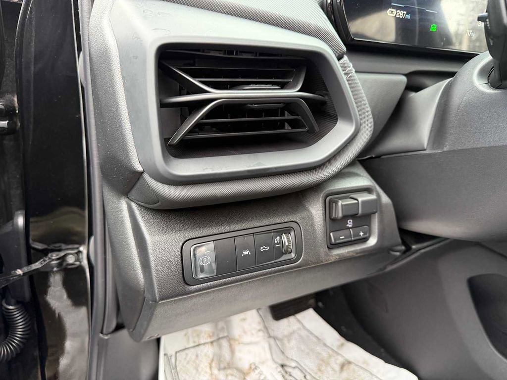 New 2026 Chevrolet Silverado EV LT image 15