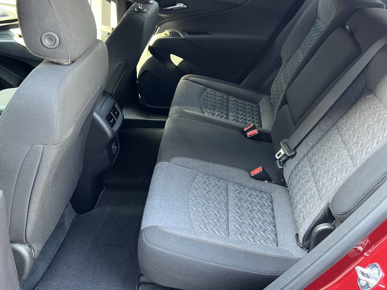 Used 2024 Chevrolet Equinox LT image 17