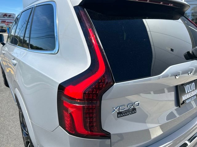 Certified 2025 Volvo XC90 B5 Plus AWD/4WD image 10