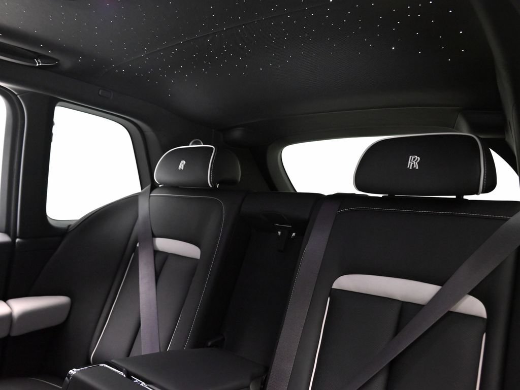 New 2027 Rolls-Royce Cullinan Black Badge AWD/4WD image 21