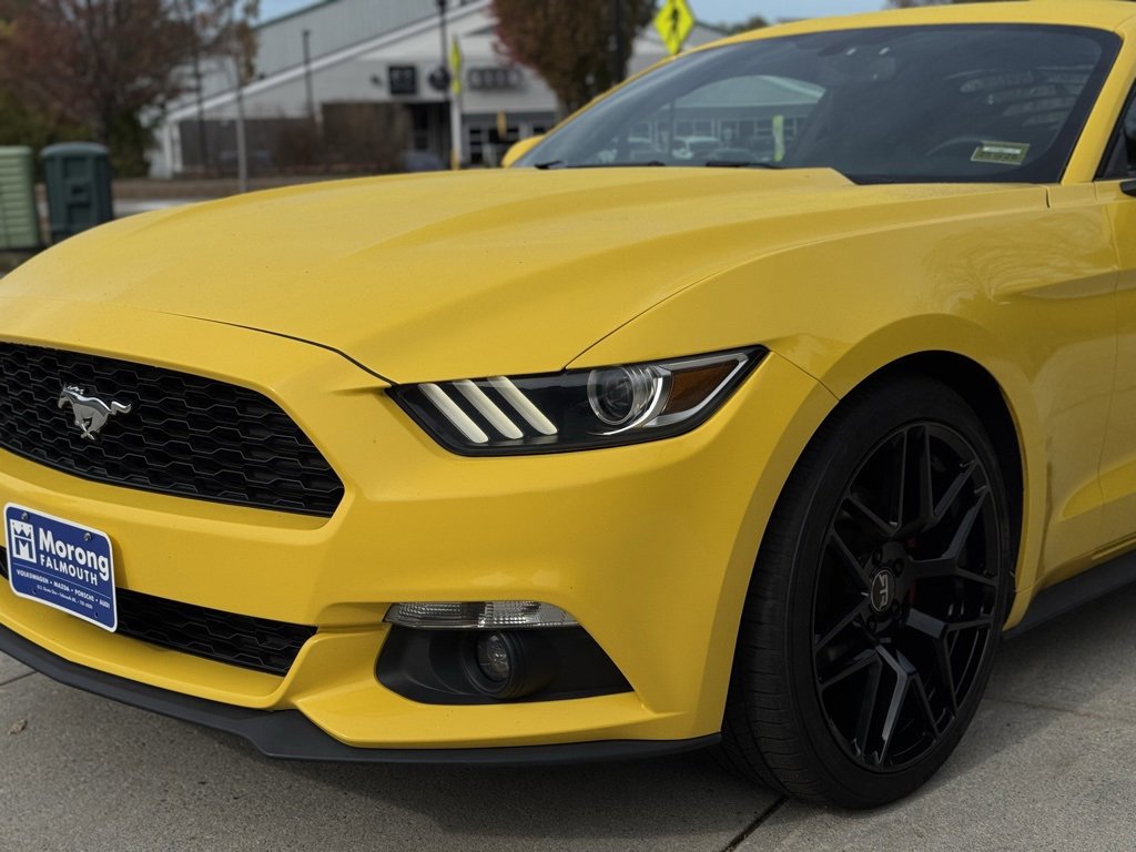 Used 2015 Ford Mustang Premium image 4