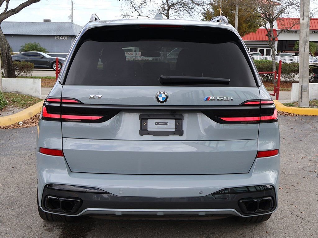 Used 2026 BMW X7 M60i image 16