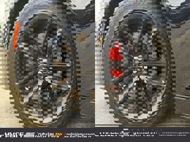 Used 2023 Chrysler 300 C image 10