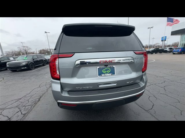 Certified 2024 GMC Yukon XL SLT w/ SLT Premium Package image 7