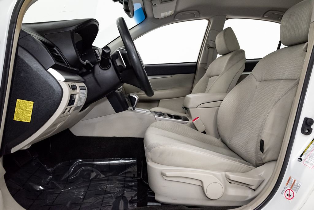 Used 2012 Subaru Legacy 2.5i w/ Alloy Wheel Pkg image 10