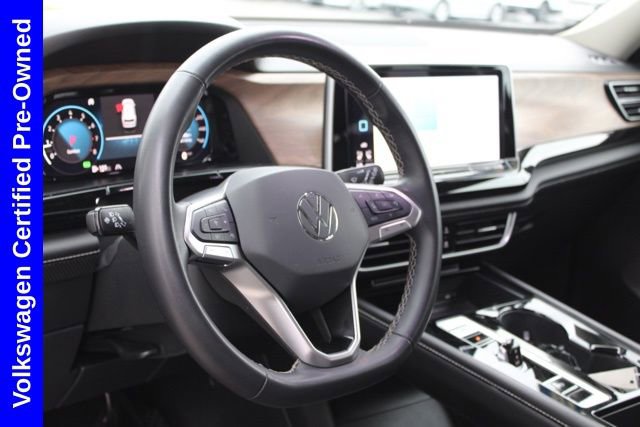 Used 2024 Volkswagen Atlas SE image 19