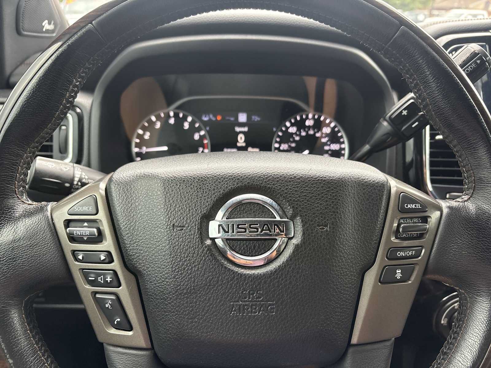 Used 2021 Nissan Titan Platinum Reserve w/ Moonroof Package AWD/4WD image 11