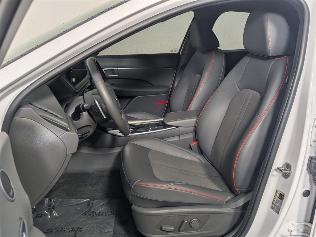 Used 2023 Hyundai Sonata SEL Plus image 12
