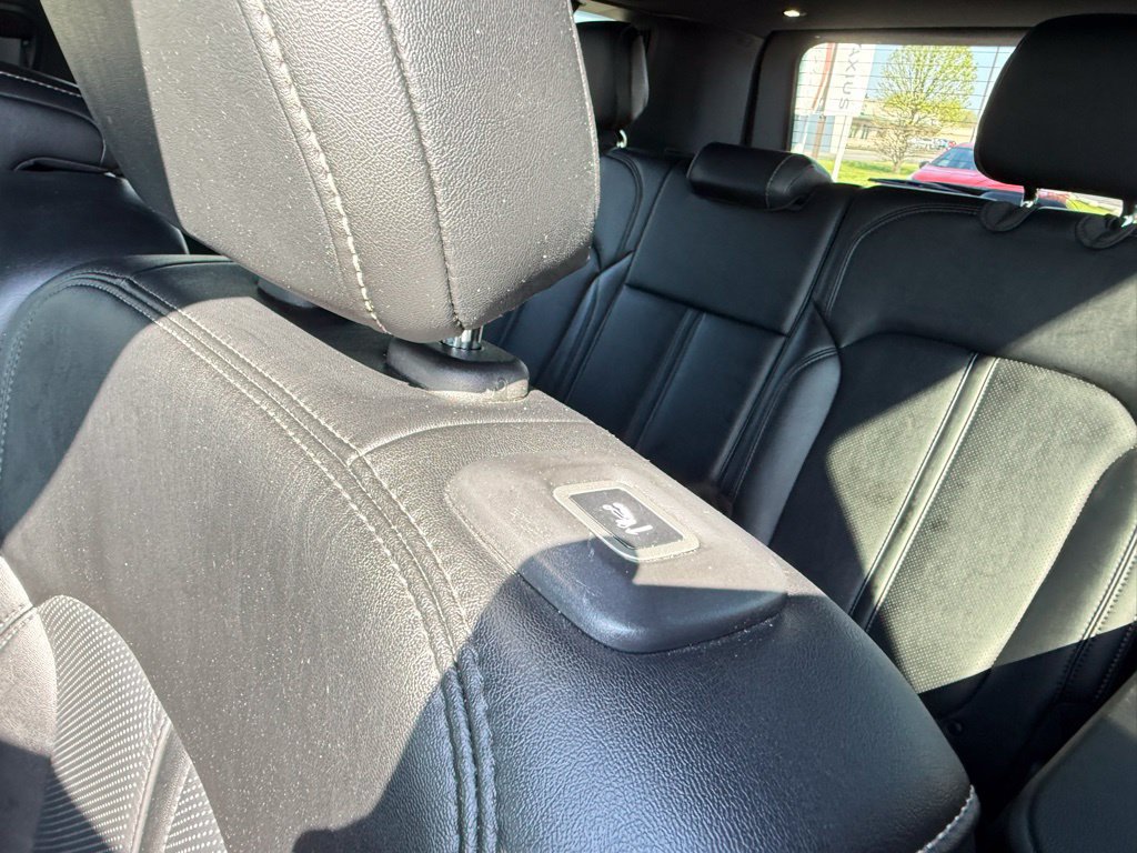 Used 2024 Jeep Wagoneer L Series III w/ Flexible Seating Group AWD/4WD image 19