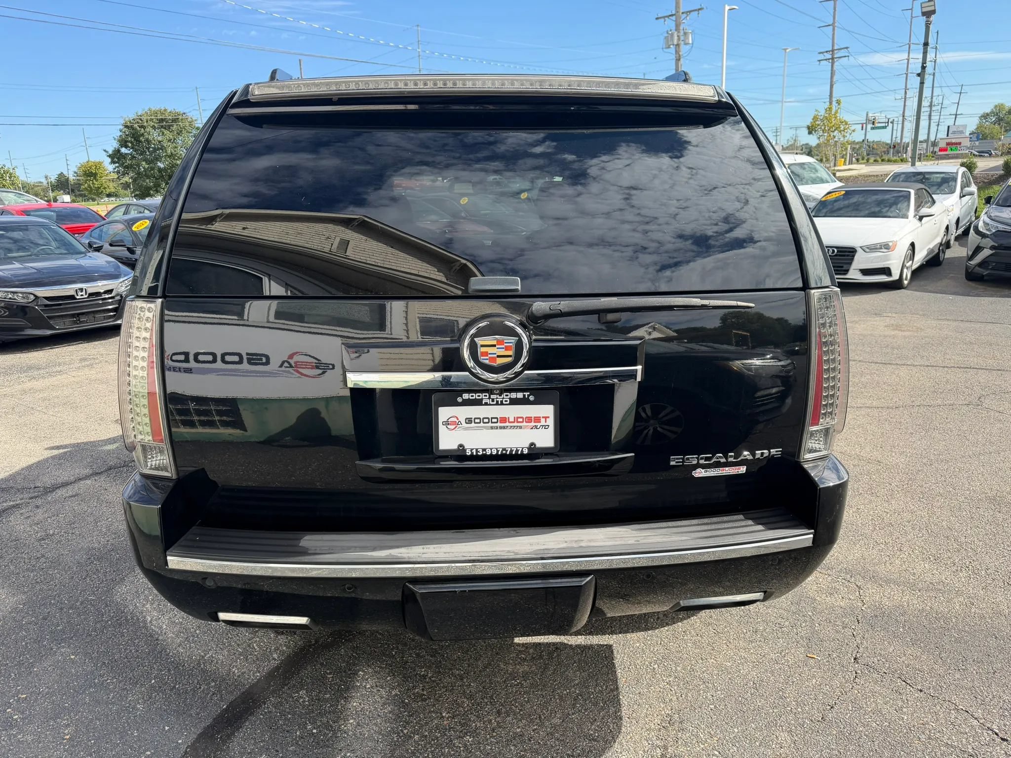 Used 2014 Cadillac Escalade Premium AWD/4WD image 8
