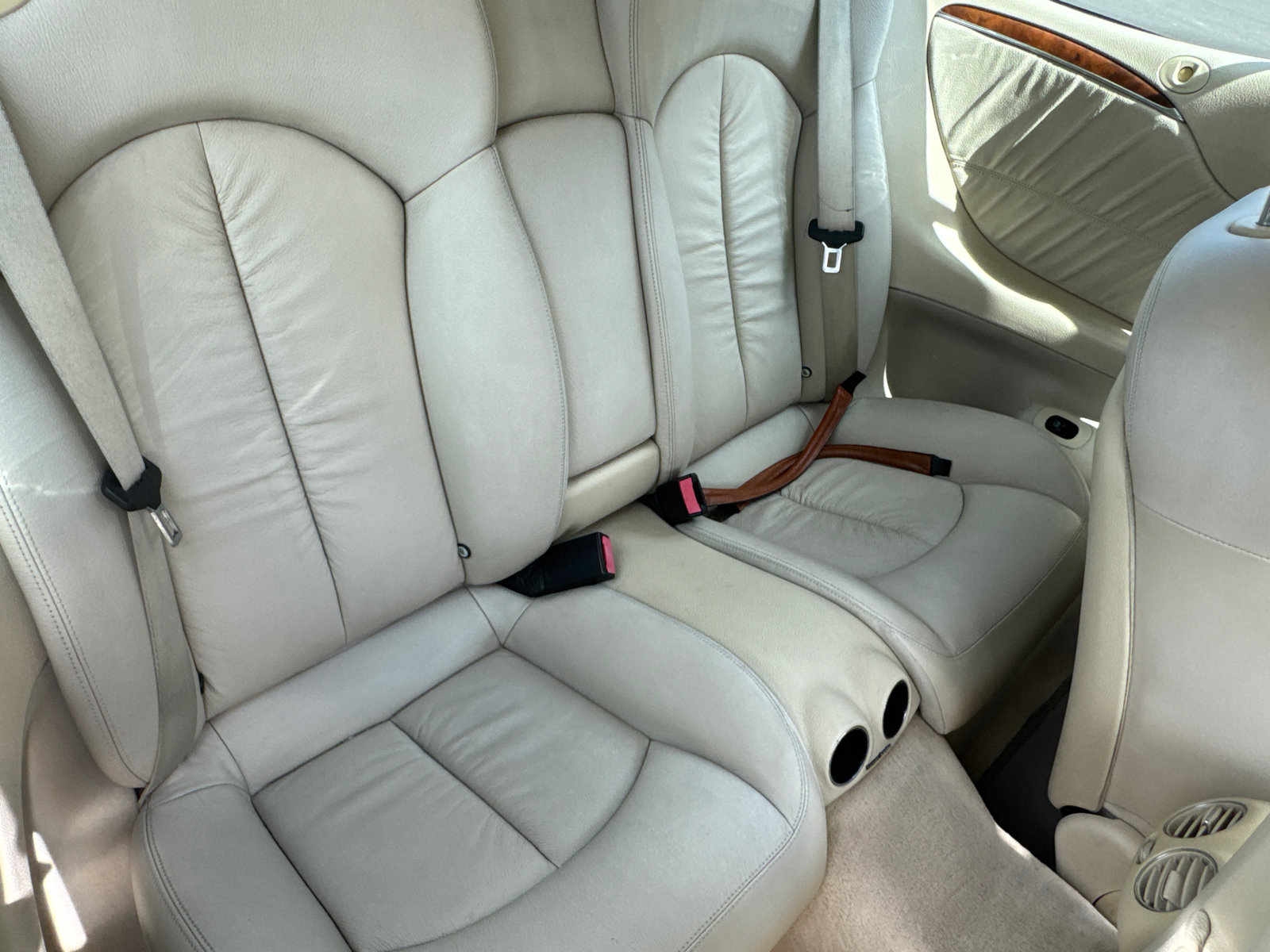 Used 2007 Mercedes-Benz CLK 350 Cabriolet image 16