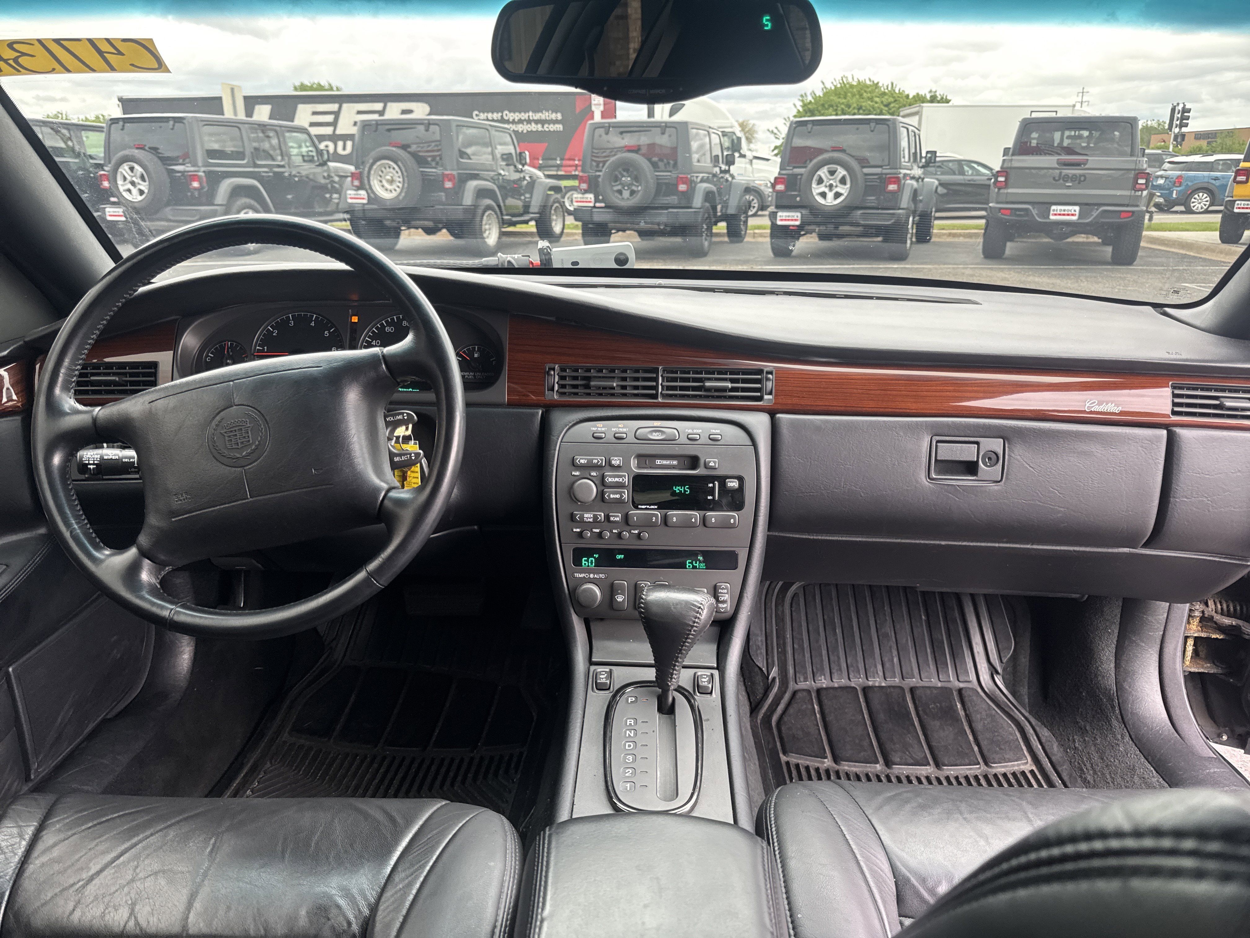 Used 1999 Cadillac Eldorado w/ Comfort/Convenience Pkg FWD image 29