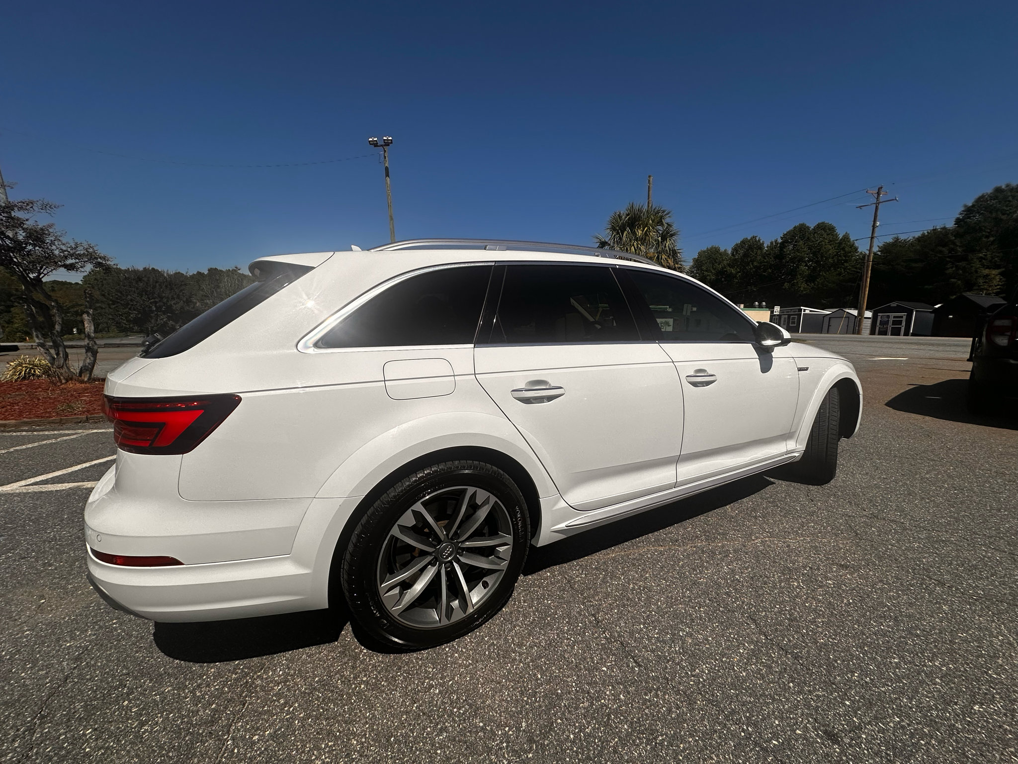 Used 2018 Audi A4 2.0T allroad Prestige w/ Prestige Package image 30
