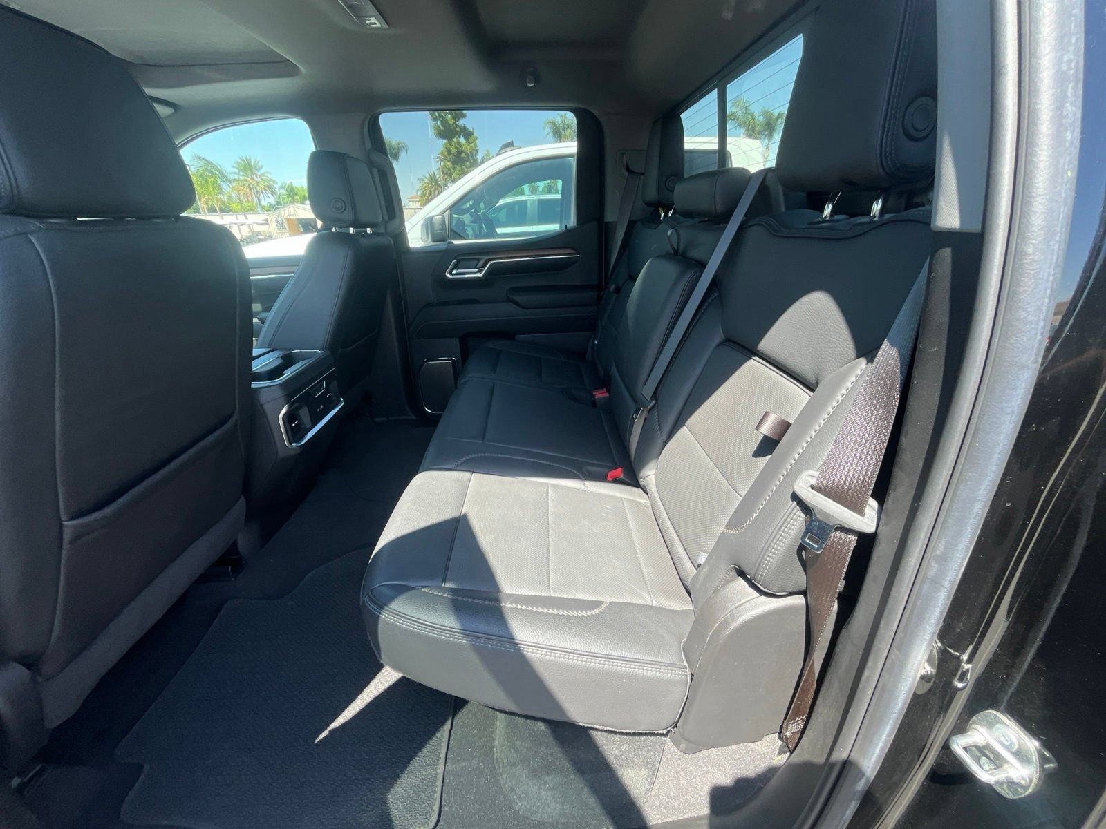 Used 2024 GMC Sierra 1500 Denali AWD/4WD image 7
