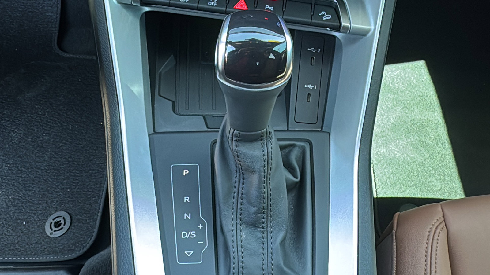 Used 2025 Audi Q3 2.0T Premium Plus w/ Premium Plus Package image 21