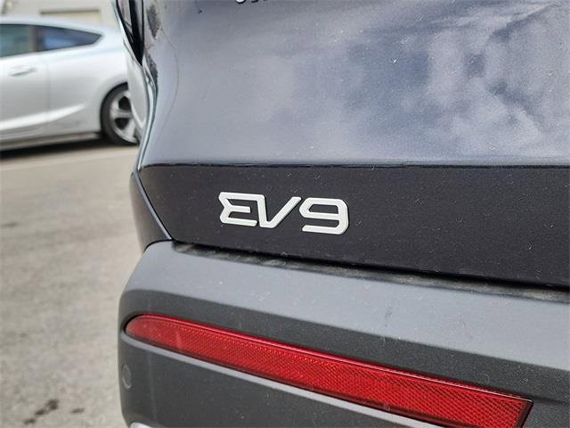 New 2026 Kia EV9 Wind image 5