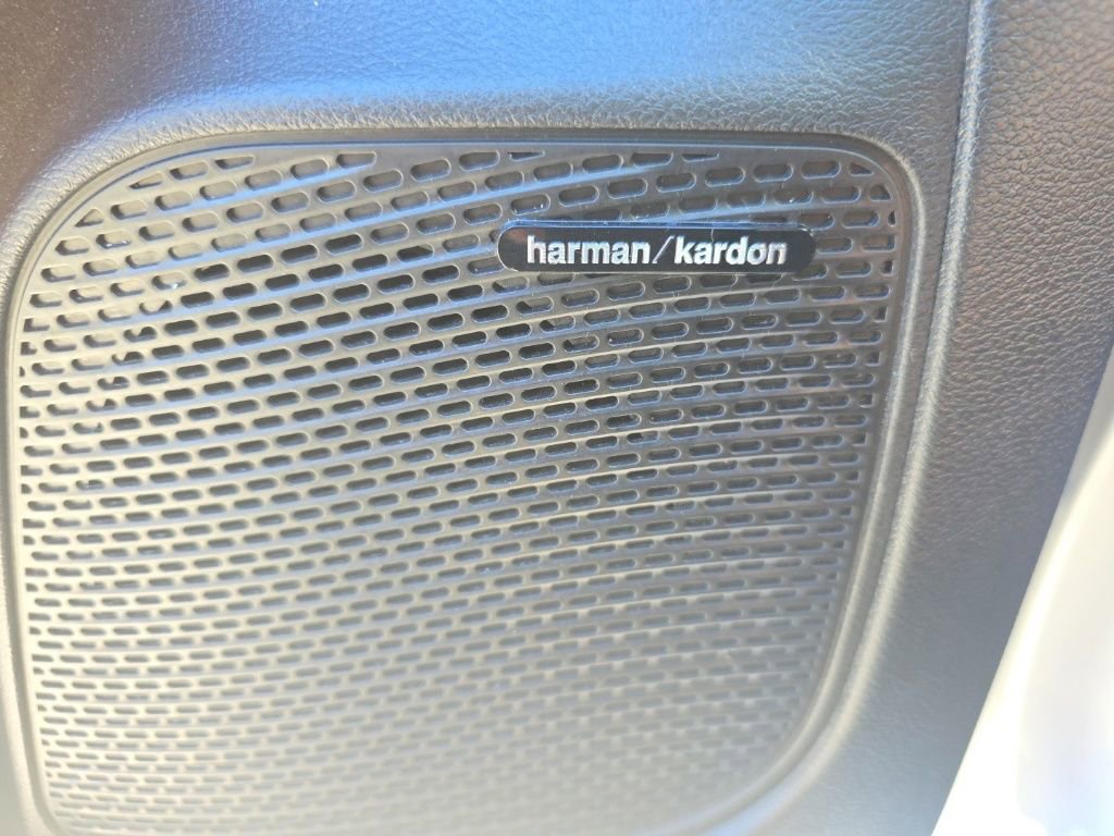 Used 2022 Chrysler Pacifica Pinnacle image 23