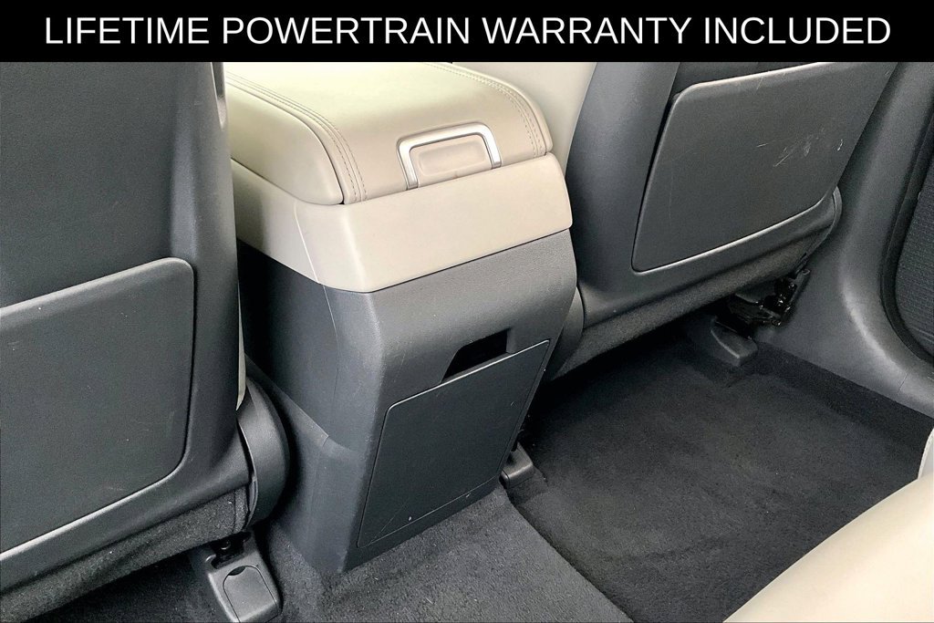 Used 2025 Hyundai Santa Fe SEL FWD image 31